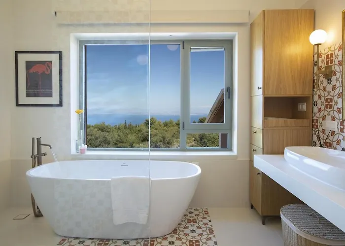 Borsa Secluded Retreat With Sea Views Gym *