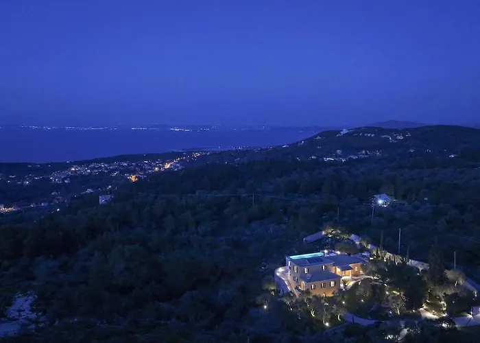 Borsa Secluded Retreat With Sea Views Gym 빌라 Lefkáda